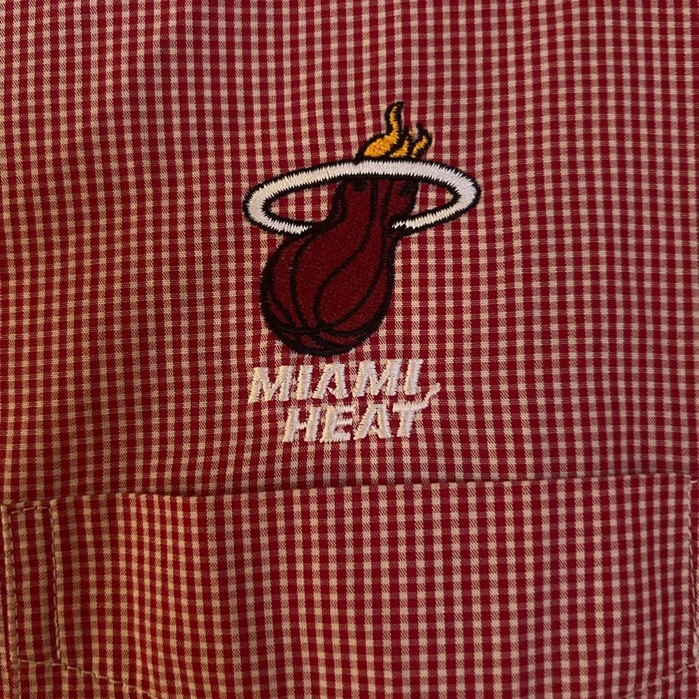 Men's Miami Heat Antigua red Porter Woven long sleeve button-down shirt XL Red - Picture 4 of 7